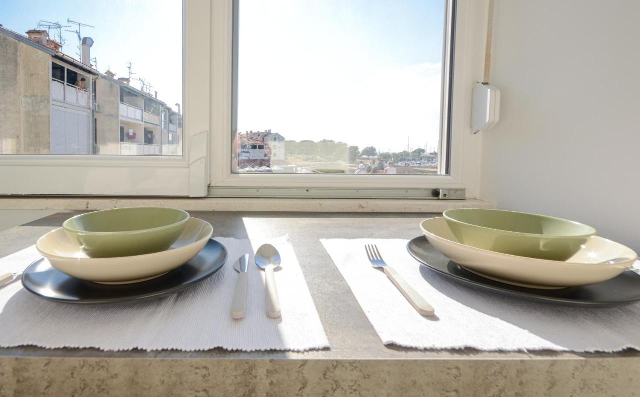 Studio Apartman Irma Cervar Porec Exterior photo
